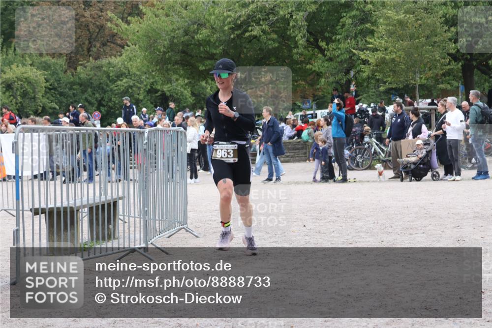 14.09.2025 - Stadtparktriathlon Strokosch-Dieckow http://msf.ph/oto/8888733 14.09.2025 12:31:21 Ziel 963 meine-sportfotos.de