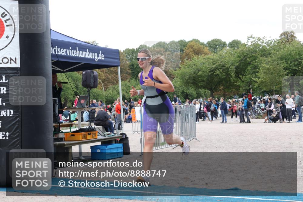 14.09.2025 - Stadtparktriathlon Strokosch-Dieckow http://msf.ph/oto/8888747 14.09.2025 12:32:03 Ziel 941 meine-sportfotos.de