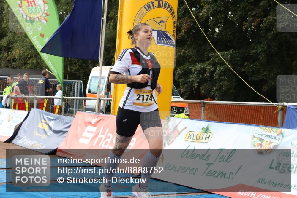 14.09.2025 - Airport Race Strokosch-Dieckow http://msf.ph/oto/8888752 14.09.2025 13:00:36 Ziel 2174 meine-sportfotos.de