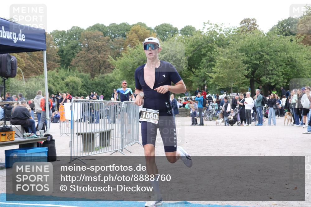 14.09.2025 - Stadtparktriathlon Strokosch-Dieckow http://msf.ph/oto/8888760 14.09.2025 12:32:16 Ziel 1009, 1011, 1076, 1080 meine-sportfotos.de