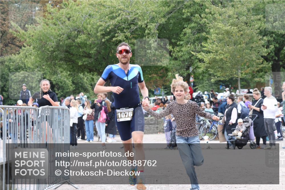 14.09.2025 - Stadtparktriathlon Strokosch-Dieckow http://msf.ph/oto/8888762 14.09.2025 12:32:17 Ziel 1009, 1011, 1076, 1080 meine-sportfotos.de