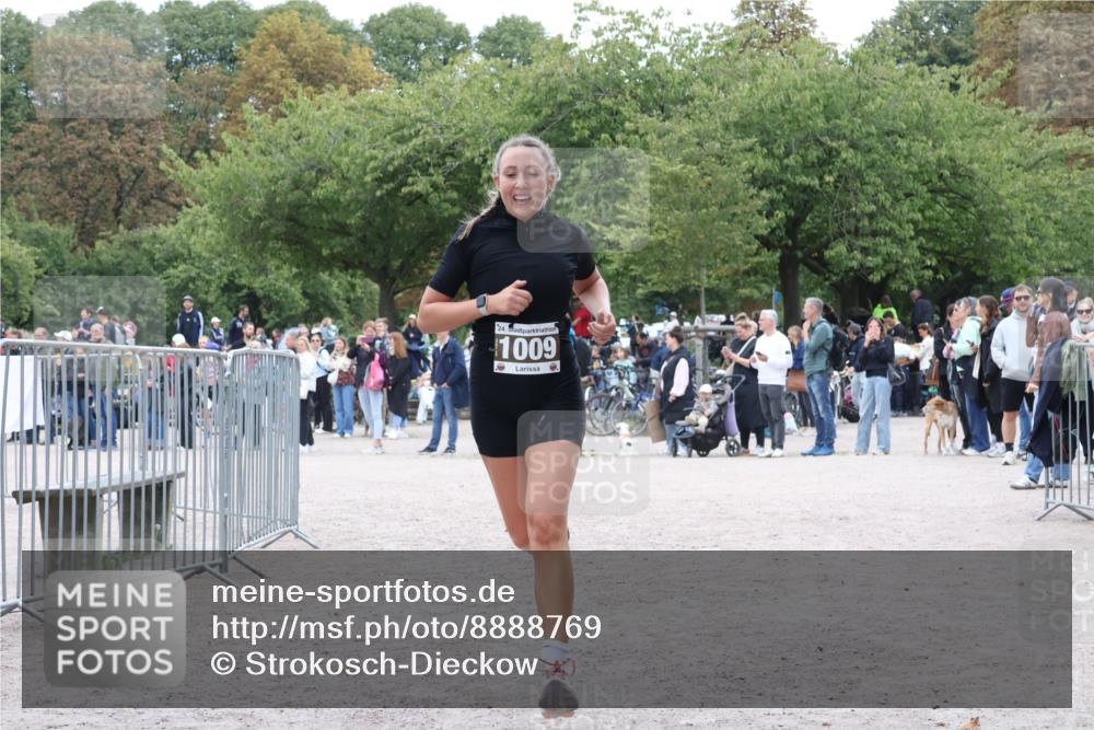14.09.2025 - Stadtparktriathlon Strokosch-Dieckow http://msf.ph/oto/8888769 14.09.2025 12:32:21 Ziel 1009, 1076, 1080 meine-sportfotos.de