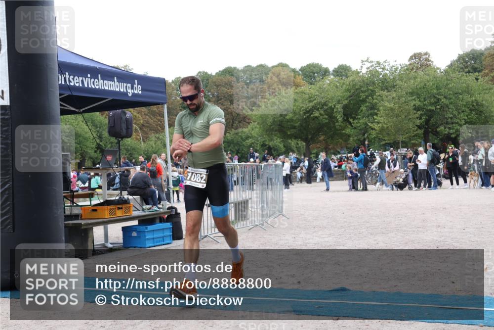 14.09.2025 - Stadtparktriathlon Strokosch-Dieckow http://msf.ph/oto/8888800 14.09.2025 12:32:53 Ziel 1082 meine-sportfotos.de
