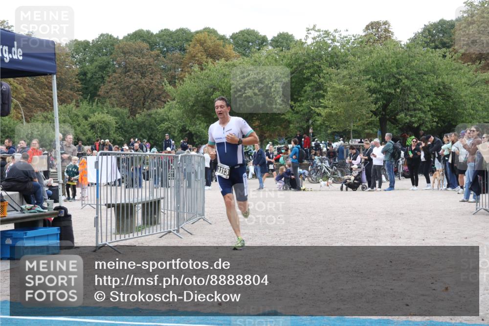 14.09.2025 - Stadtparktriathlon Strokosch-Dieckow http://msf.ph/oto/8888804 14.09.2025 12:33:05 Ziel 1113 meine-sportfotos.de