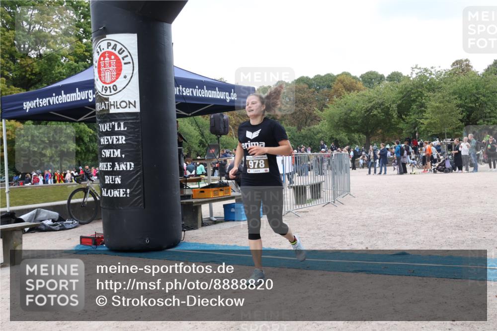 14.09.2025 - Stadtparktriathlon Strokosch-Dieckow http://msf.ph/oto/8888820 14.09.2025 12:33:33 Ziel 978, 1035 meine-sportfotos.de