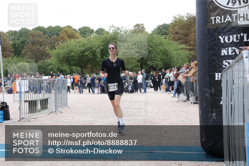 14.09.2025 - Stadtparktriathlon Strokosch-Dieckow http://msf.ph/oto/8888837 14.09.2025 12:33:46 Ziel 984 meine-sportfotos.de