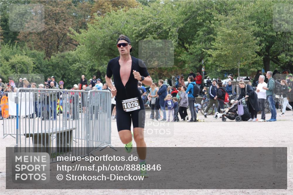 14.09.2025 - Stadtparktriathlon Strokosch-Dieckow http://msf.ph/oto/8888846 14.09.2025 12:33:53 Ziel 984, 1026 meine-sportfotos.de