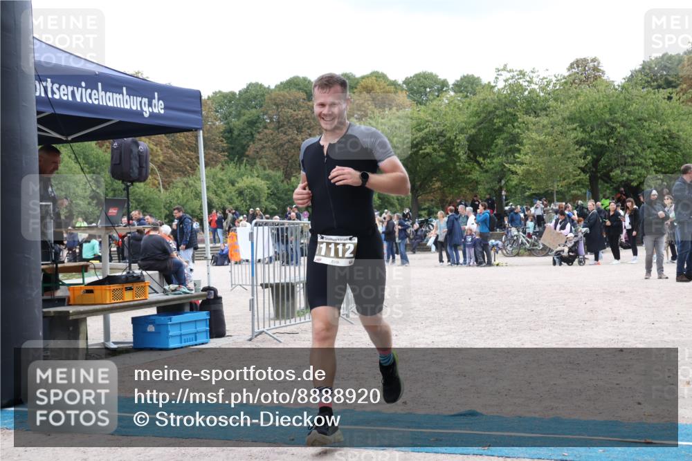 14.09.2025 - Stadtparktriathlon Strokosch-Dieckow http://msf.ph/oto/8888920 14.09.2025 12:35:05 Ziel 1112 meine-sportfotos.de