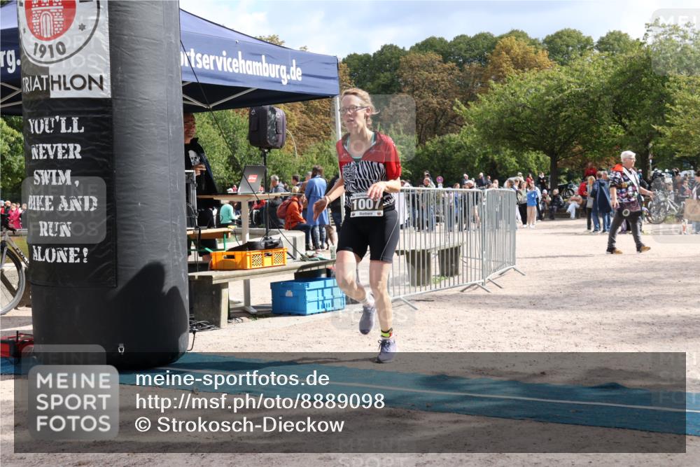 14.09.2025 - Stadtparktriathlon Strokosch-Dieckow http://msf.ph/oto/8889098 14.09.2025 12:37:59 Ziel 1007 meine-sportfotos.de