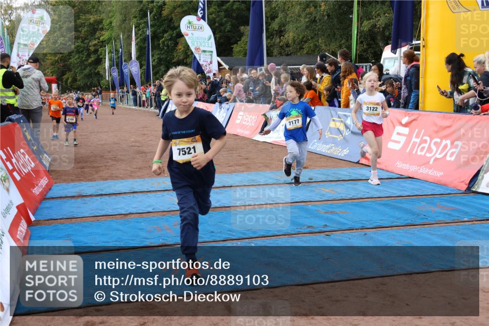 14.09.2025 - Airport Race Strokosch-Dieckow http://msf.ph/oto/8889103 14.09.2025 11:20:36 Ziel  meine-sportfotos.de