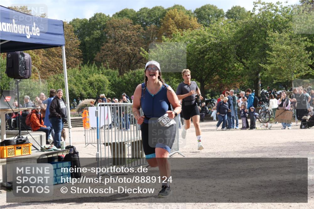 14.09.2025 - Stadtparktriathlon Strokosch-Dieckow http://msf.ph/oto/8889124 14.09.2025 12:38:13 Ziel 990, 1033, 1083, 1119 meine-sportfotos.de