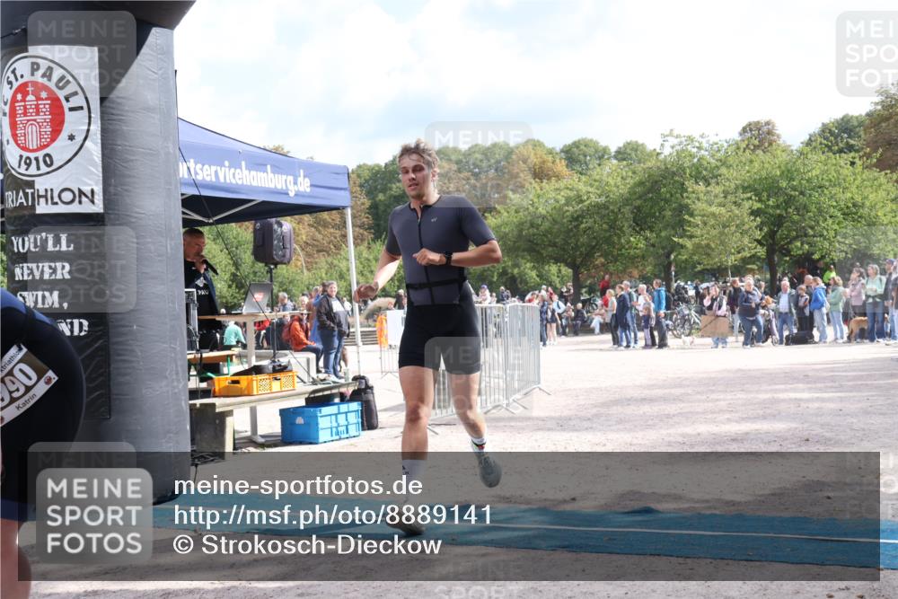 14.09.2025 - Stadtparktriathlon Strokosch-Dieckow http://msf.ph/oto/8889141 14.09.2025 12:38:16 Ziel 990, 1033, 1083, 1119 meine-sportfotos.de