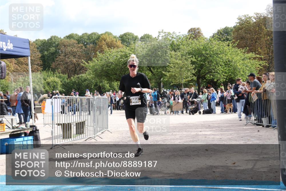 14.09.2025 - Stadtparktriathlon Strokosch-Dieckow http://msf.ph/oto/8889187 14.09.2025 12:38:52 Ziel 966 meine-sportfotos.de