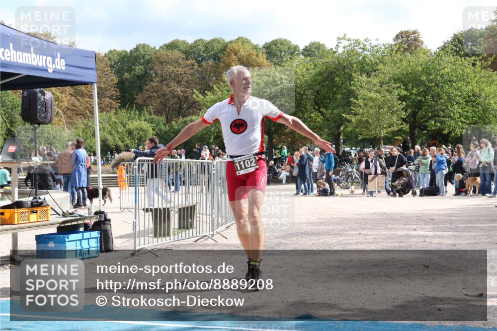 14.09.2025 - Stadtparktriathlon Strokosch-Dieckow http://msf.ph/oto/8889208 14.09.2025 12:39:20 Ziel 1102 meine-sportfotos.de