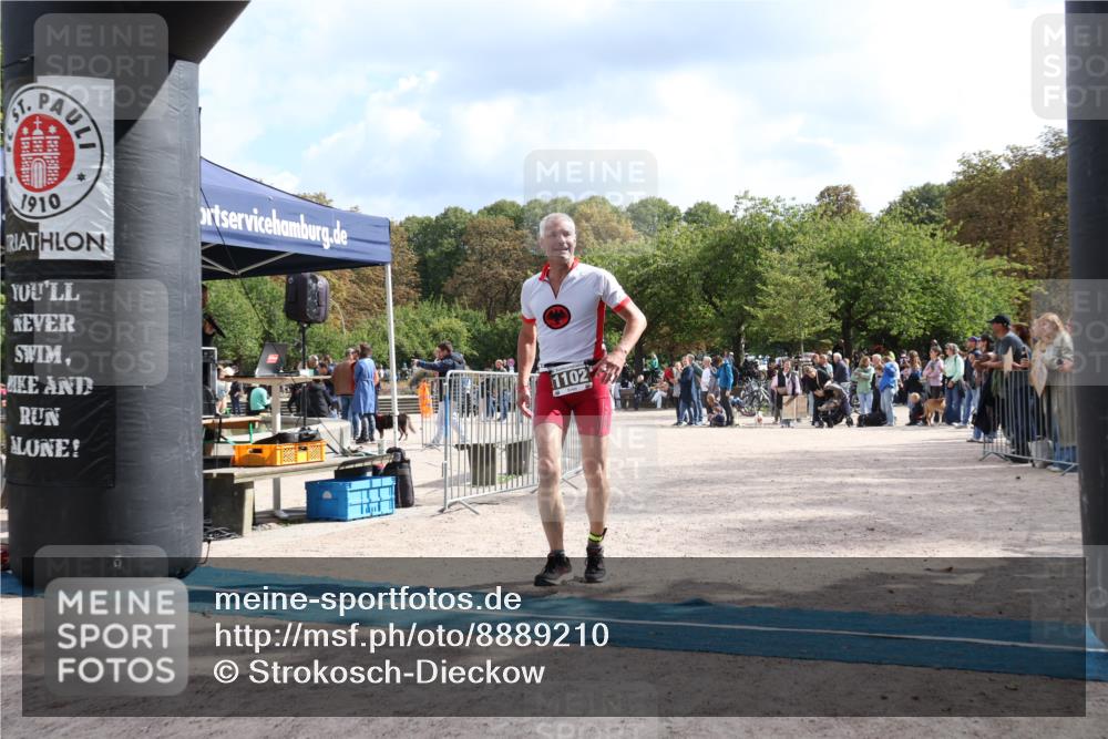 14.09.2025 - Stadtparktriathlon Strokosch-Dieckow http://msf.ph/oto/8889210 14.09.2025 12:39:20 Ziel 1102 meine-sportfotos.de