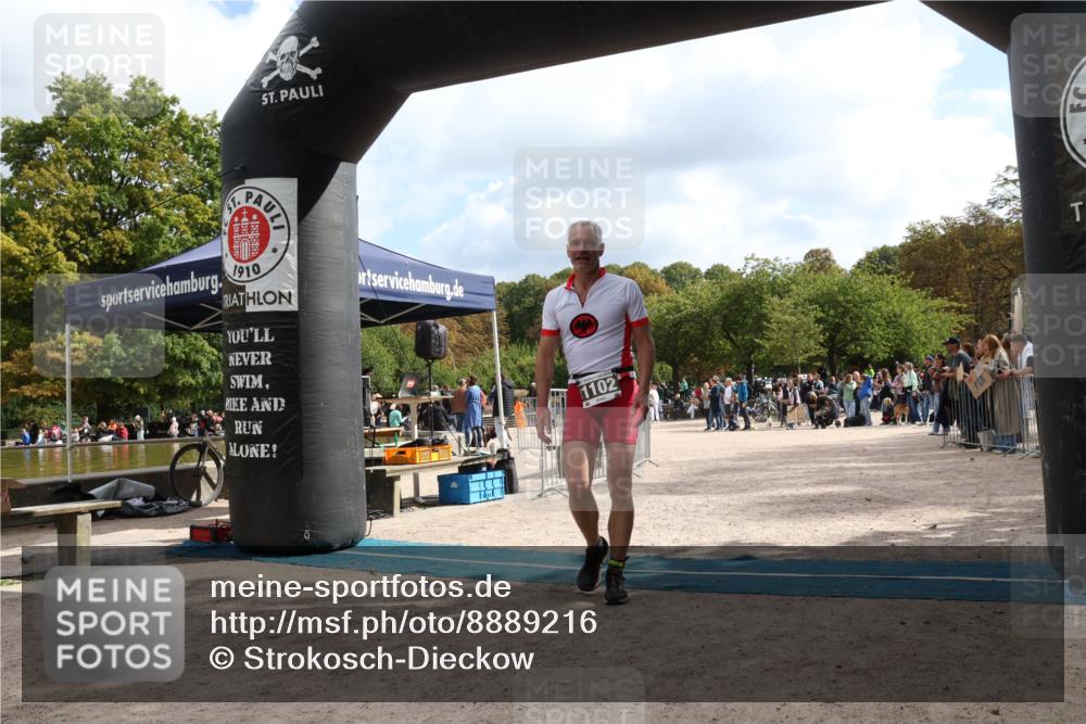 14.09.2025 - Stadtparktriathlon Strokosch-Dieckow http://msf.ph/oto/8889216 14.09.2025 12:39:21 Ziel 1102 meine-sportfotos.de