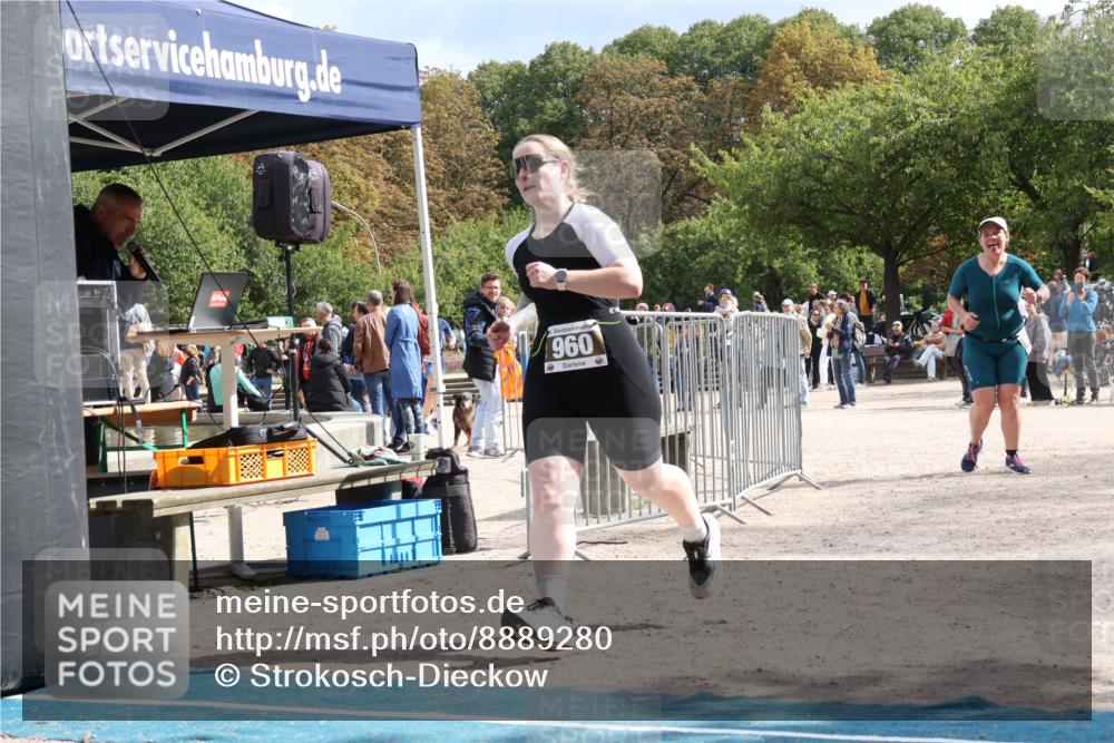 14.09.2025 - Stadtparktriathlon Strokosch-Dieckow http://msf.ph/oto/8889280 14.09.2025 12:39:53 Ziel 936, 939, 948, 960, 1097 meine-sportfotos.de