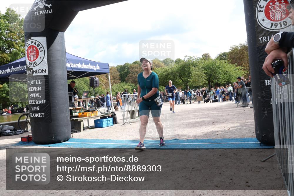 14.09.2025 - Stadtparktriathlon Strokosch-Dieckow http://msf.ph/oto/8889303 14.09.2025 12:39:57 Ziel 936, 939, 960, 1054 meine-sportfotos.de