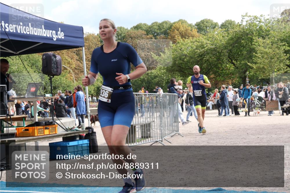 14.09.2025 - Stadtparktriathlon Strokosch-Dieckow http://msf.ph/oto/8889311 14.09.2025 12:40:00 Ziel 936, 939, 1054 meine-sportfotos.de