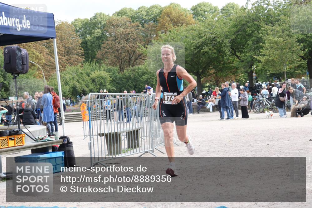 14.09.2025 - Stadtparktriathlon Strokosch-Dieckow http://msf.ph/oto/8889356 14.09.2025 12:40:11 Ziel 974, 1062, 1099 meine-sportfotos.de