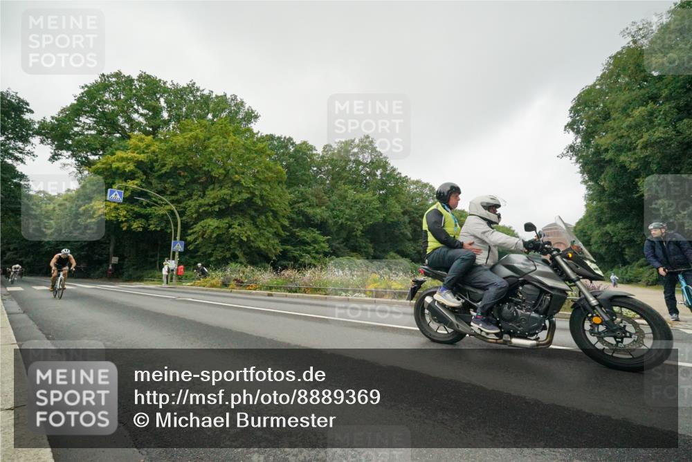 14.09.2025 - Stadtparktriathlon Michael Burmester http://msf.ph/oto/8889369 14.09.2025 09:11:16 Radfahren 312, 313, 321, 330, 332, 408, 416, 436, 476 meine-sportfotos.de