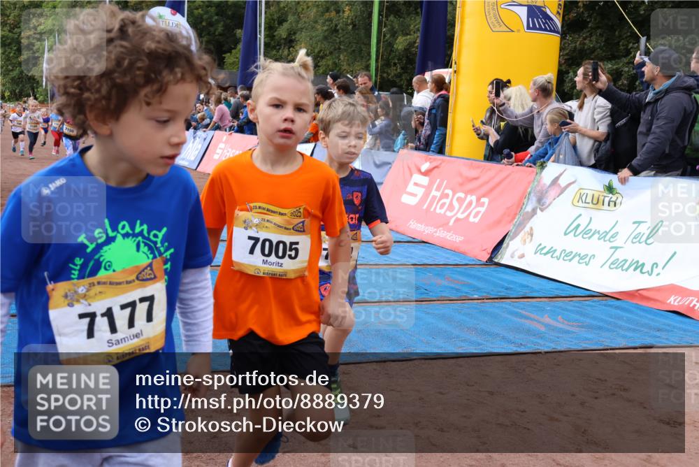 14.09.2025 - Airport Race Strokosch-Dieckow http://msf.ph/oto/8889379 14.09.2025 11:20:41 Ziel  meine-sportfotos.de