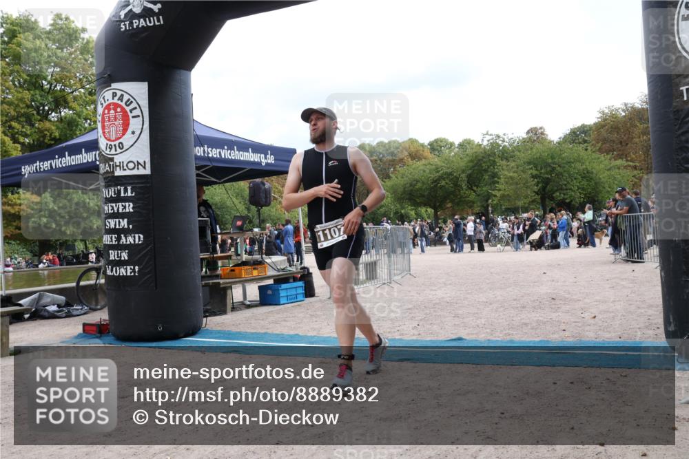 14.09.2025 - Stadtparktriathlon Strokosch-Dieckow http://msf.ph/oto/8889382 14.09.2025 12:40:29 Ziel 1107 meine-sportfotos.de