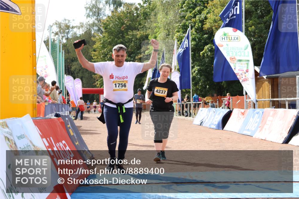14.09.2025 - Airport Race Strokosch-Dieckow http://msf.ph/oto/8889400 14.09.2025 13:03:54 Ziel 581, 1756, 4237 meine-sportfotos.de