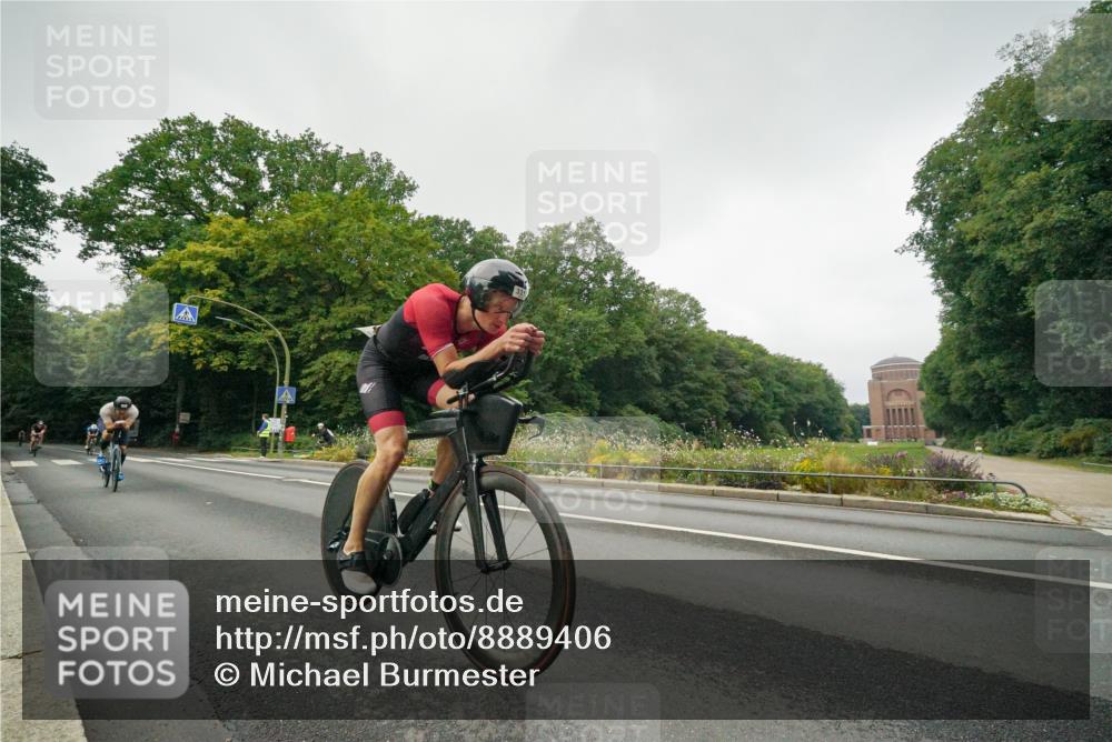14.09.2025 - Stadtparktriathlon Michael Burmester http://msf.ph/oto/8889406 14.09.2025 09:12:01 Radfahren 307, 317, 331, 402, 412 meine-sportfotos.de