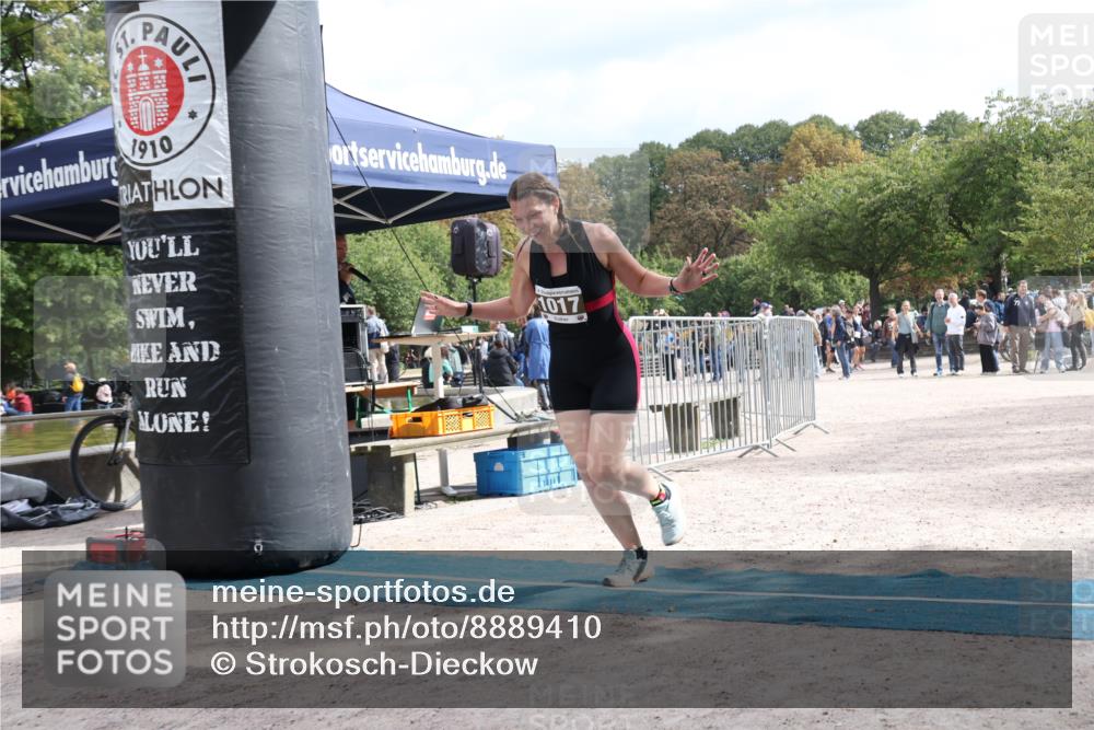 14.09.2025 - Stadtparktriathlon Strokosch-Dieckow http://msf.ph/oto/8889410 14.09.2025 12:41:00 Ziel 1017 meine-sportfotos.de