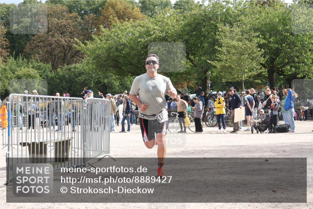 14.09.2025 - Stadtparktriathlon Strokosch-Dieckow http://msf.ph/oto/8889427 14.09.2025 12:42:01 Ziel 1073, 1103 meine-sportfotos.de