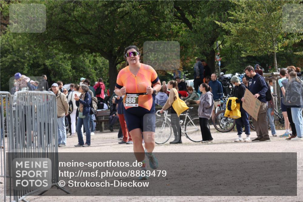 14.09.2025 - Stadtparktriathlon Strokosch-Dieckow http://msf.ph/oto/8889479 14.09.2025 12:42:56 Ziel 952, 986, 1089 meine-sportfotos.de