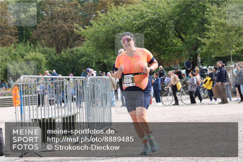 14.09.2025 - Stadtparktriathlon Strokosch-Dieckow http://msf.ph/oto/8889485 14.09.2025 12:42:59 Ziel 986, 1089 meine-sportfotos.de