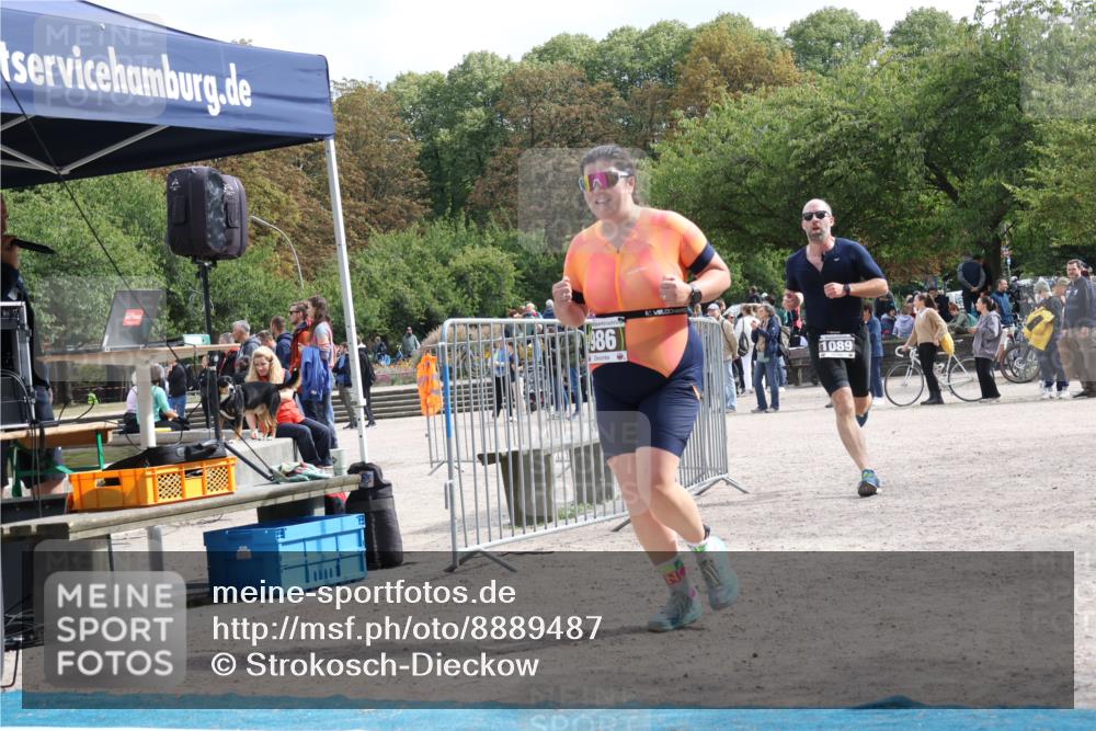 14.09.2025 - Stadtparktriathlon Strokosch-Dieckow http://msf.ph/oto/8889487 14.09.2025 12:42:59 Ziel 986, 1089 meine-sportfotos.de