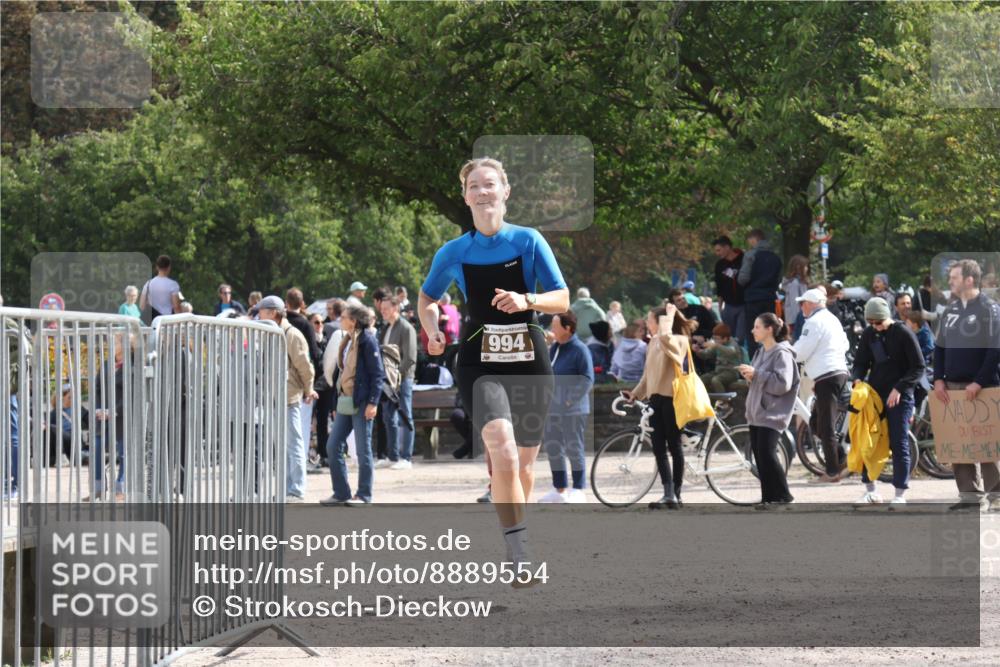 14.09.2025 - Stadtparktriathlon Strokosch-Dieckow http://msf.ph/oto/8889554 14.09.2025 12:43:41 Ziel 994 meine-sportfotos.de