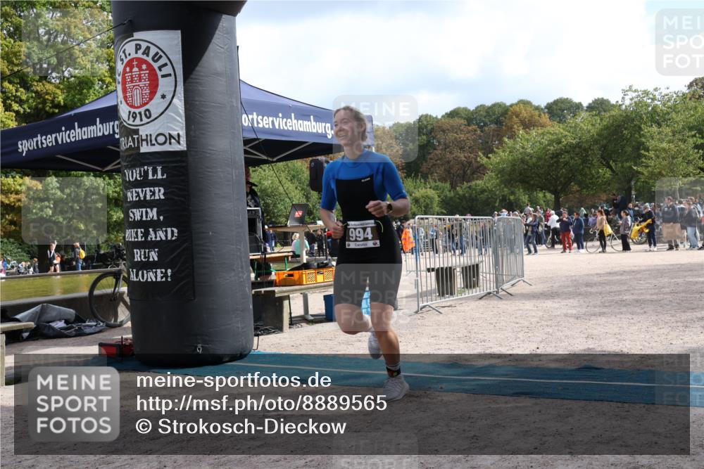 14.09.2025 - Stadtparktriathlon Strokosch-Dieckow http://msf.ph/oto/8889565 14.09.2025 12:43:45 Ziel 994 meine-sportfotos.de