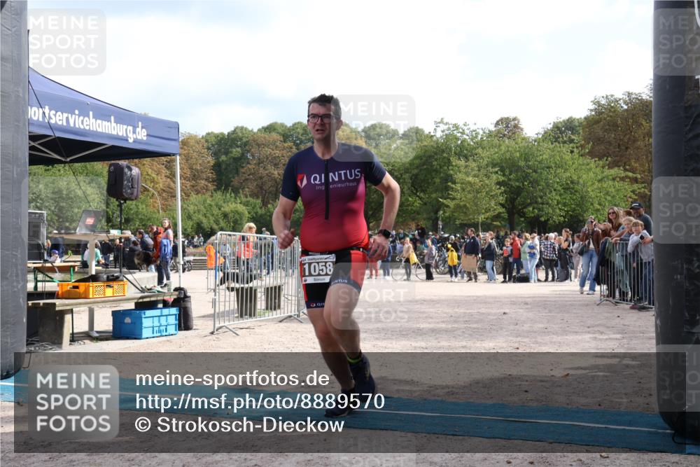 14.09.2025 - Stadtparktriathlon Strokosch-Dieckow http://msf.ph/oto/8889570 14.09.2025 12:43:56 Ziel 1058, 1120 meine-sportfotos.de