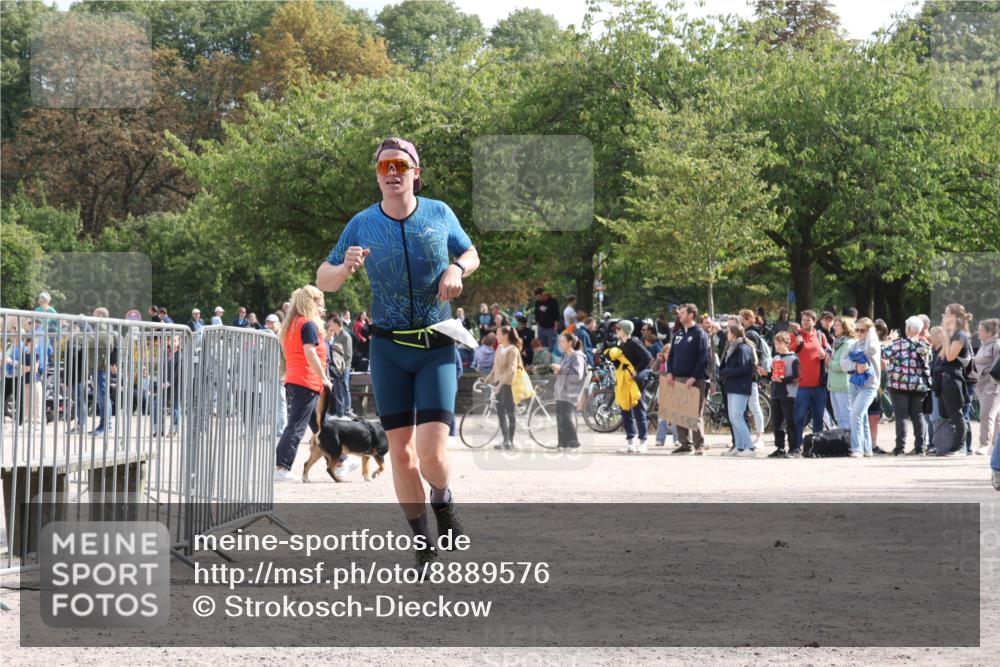 14.09.2025 - Stadtparktriathlon Strokosch-Dieckow http://msf.ph/oto/8889576 14.09.2025 12:43:57 Ziel 1058, 1120 meine-sportfotos.de