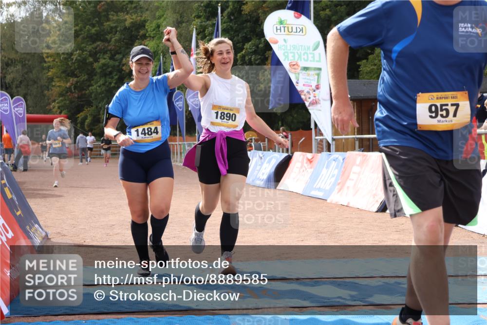 14.09.2025 - Airport Race Strokosch-Dieckow http://msf.ph/oto/8889585 14.09.2025 13:04:18 Ziel 957, 1008, 1484, 1890 meine-sportfotos.de