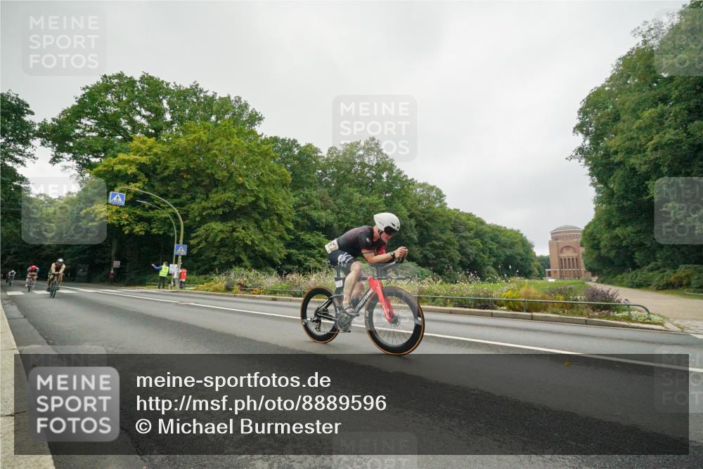 14.09.2025 - Stadtparktriathlon Michael Burmester http://msf.ph/oto/8889596 14.09.2025 09:17:13 Radfahren 312, 325, 360, 369, 391, 408, 416, 463 meine-sportfotos.de