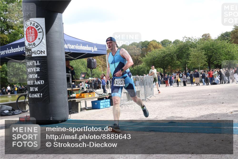 14.09.2025 - Stadtparktriathlon Strokosch-Dieckow http://msf.ph/oto/8889643 14.09.2025 12:44:45 Ziel 1060, 1075, 1116 meine-sportfotos.de