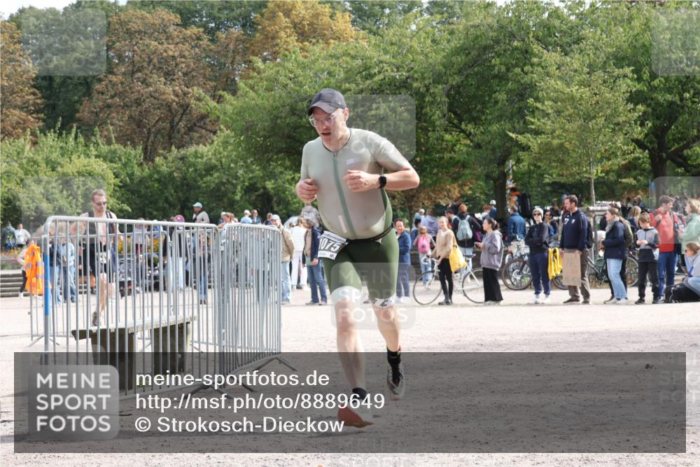 14.09.2025 - Stadtparktriathlon Strokosch-Dieckow http://msf.ph/oto/8889649 14.09.2025 12:44:47 Ziel 1060, 1075, 1116 meine-sportfotos.de