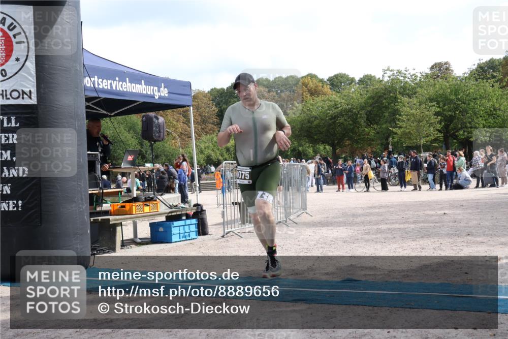 14.09.2025 - Stadtparktriathlon Strokosch-Dieckow http://msf.ph/oto/8889656 14.09.2025 12:44:48 Ziel 1060, 1075, 1116 meine-sportfotos.de