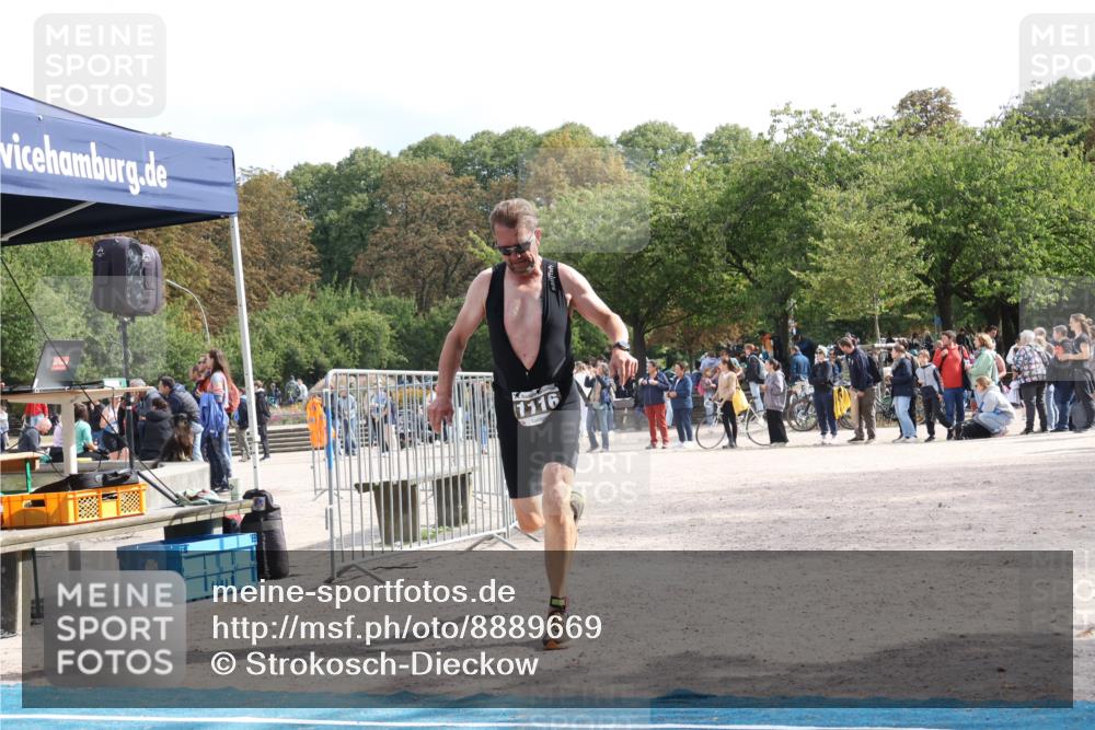 14.09.2025 - Stadtparktriathlon Strokosch-Dieckow http://msf.ph/oto/8889669 14.09.2025 12:44:51 Ziel 1060, 1075, 1116 meine-sportfotos.de