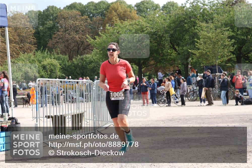 14.09.2025 - Stadtparktriathlon Strokosch-Dieckow http://msf.ph/oto/8889778 14.09.2025 12:45:46 Ziel 1005 meine-sportfotos.de