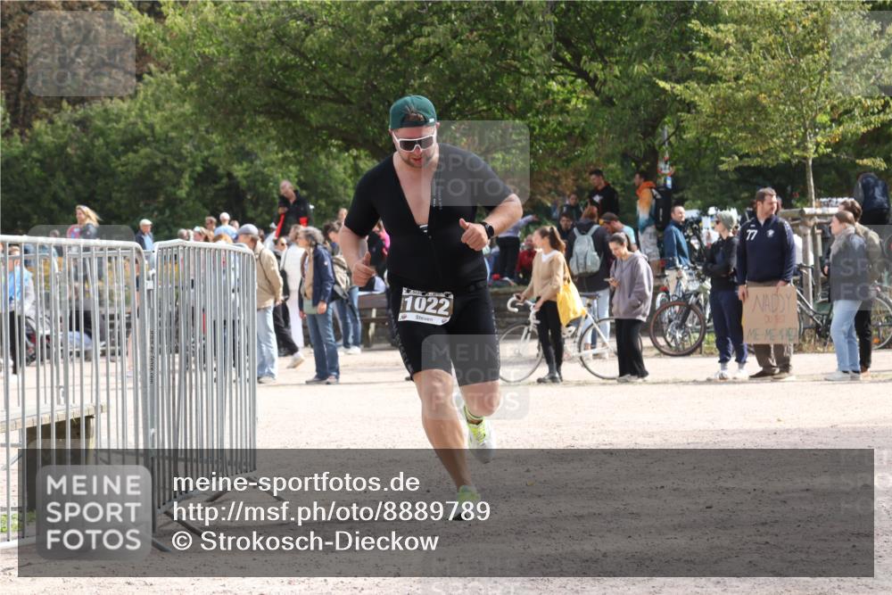 14.09.2025 - Stadtparktriathlon Strokosch-Dieckow http://msf.ph/oto/8889789 14.09.2025 12:45:51 Ziel 1005, 1022 meine-sportfotos.de