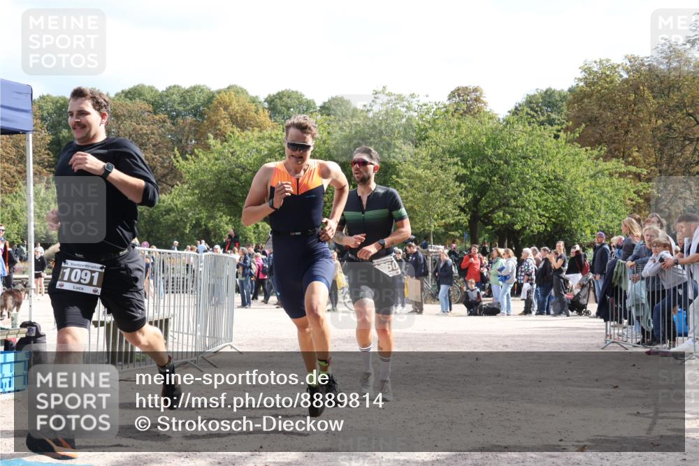 14.09.2025 - Stadtparktriathlon Strokosch-Dieckow http://msf.ph/oto/8889814 14.09.2025 12:46:01 Ziel 1050, 1091, 1095 meine-sportfotos.de