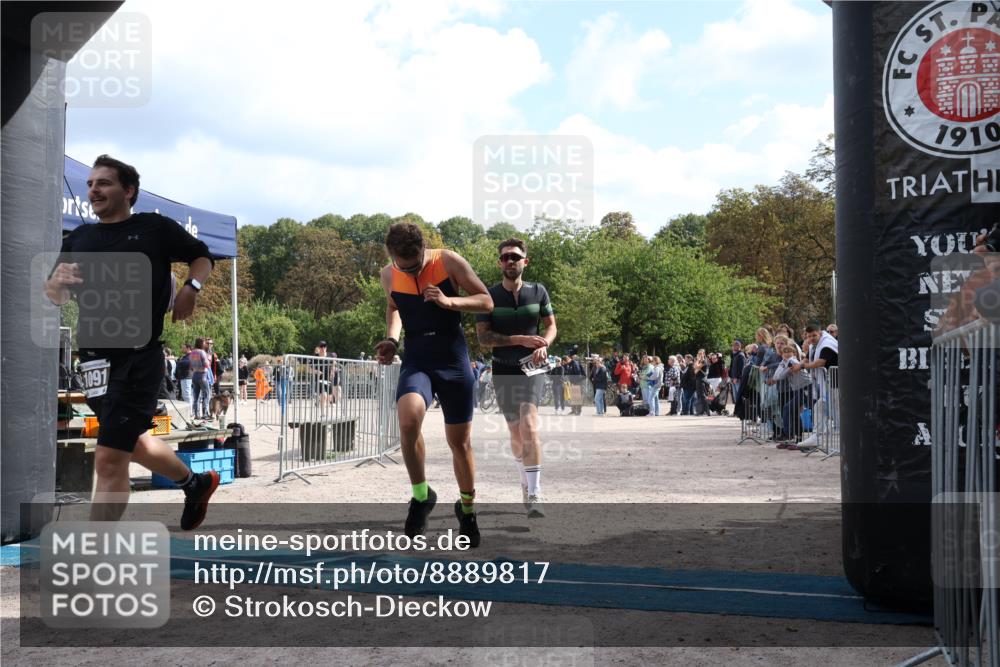 14.09.2025 - Stadtparktriathlon Strokosch-Dieckow http://msf.ph/oto/8889817 14.09.2025 12:46:02 Ziel 1050, 1091, 1095, 1178 meine-sportfotos.de