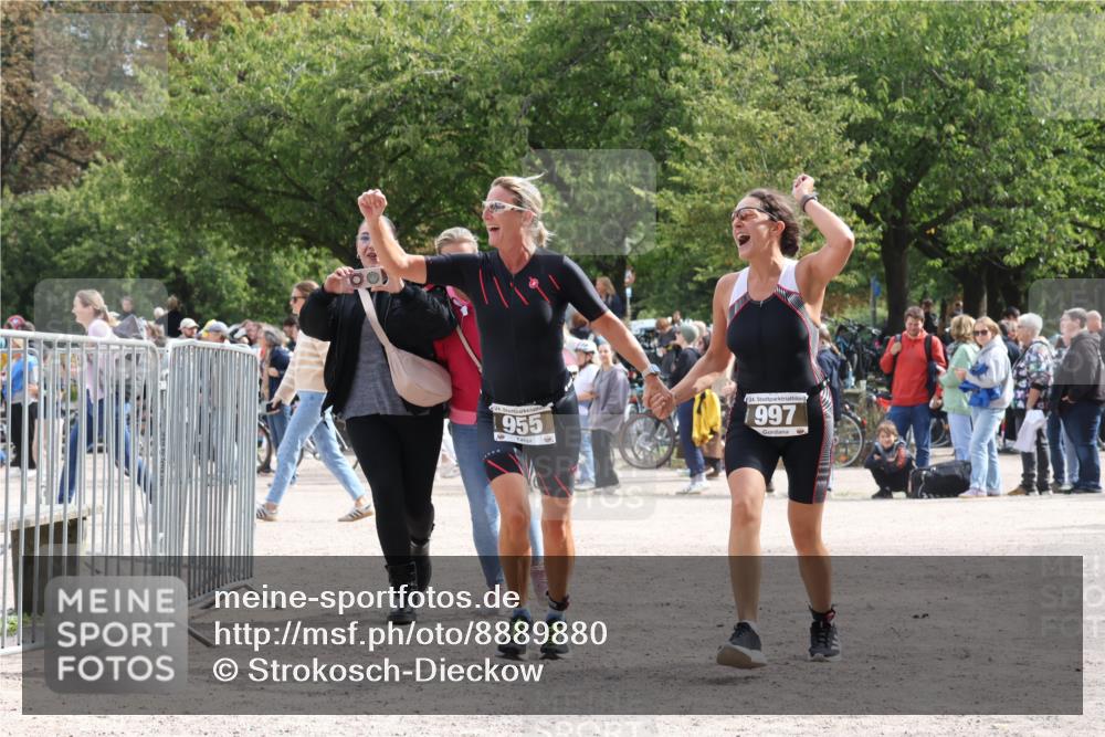 14.09.2025 - Stadtparktriathlon Strokosch-Dieckow http://msf.ph/oto/8889880 14.09.2025 12:47:06 Ziel 931, 955, 997 meine-sportfotos.de