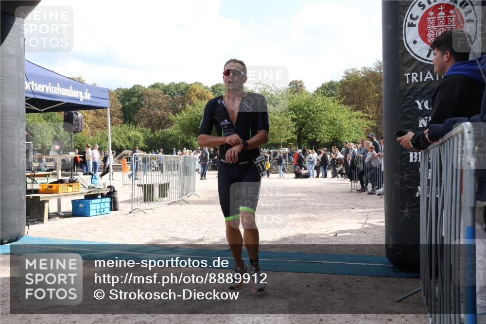 14.09.2025 - Stadtparktriathlon Strokosch-Dieckow http://msf.ph/oto/8889912 14.09.2025 12:47:32 Ziel 1125, 1188 meine-sportfotos.de